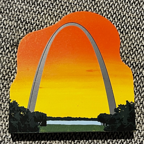 The Cat’s Meow Sunrise on Liberty Gateway Arch St Louis 2004 - Picture 1 of 4